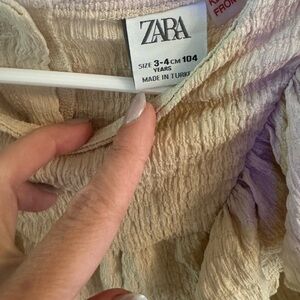 Worn 1x for family pictures Zara cream colored dress size 3-4